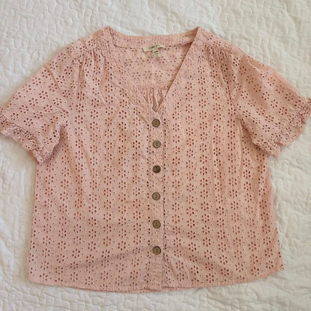 WOMEN MEDIUM SZ SMALL Pink eyelet blouse SUMMER SPRING BOHO COTTAGE FAIRY